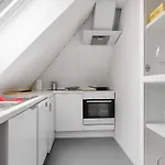 Apartment Ls *