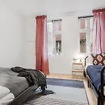 Apartment Ls