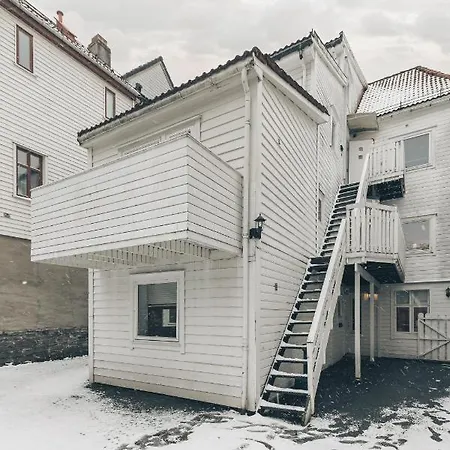 Apartment Ls