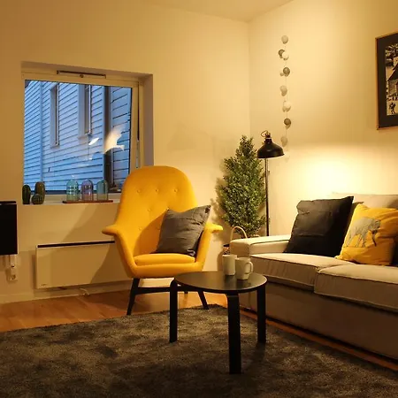 Apartment Ls *
