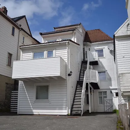 Apartment Ls